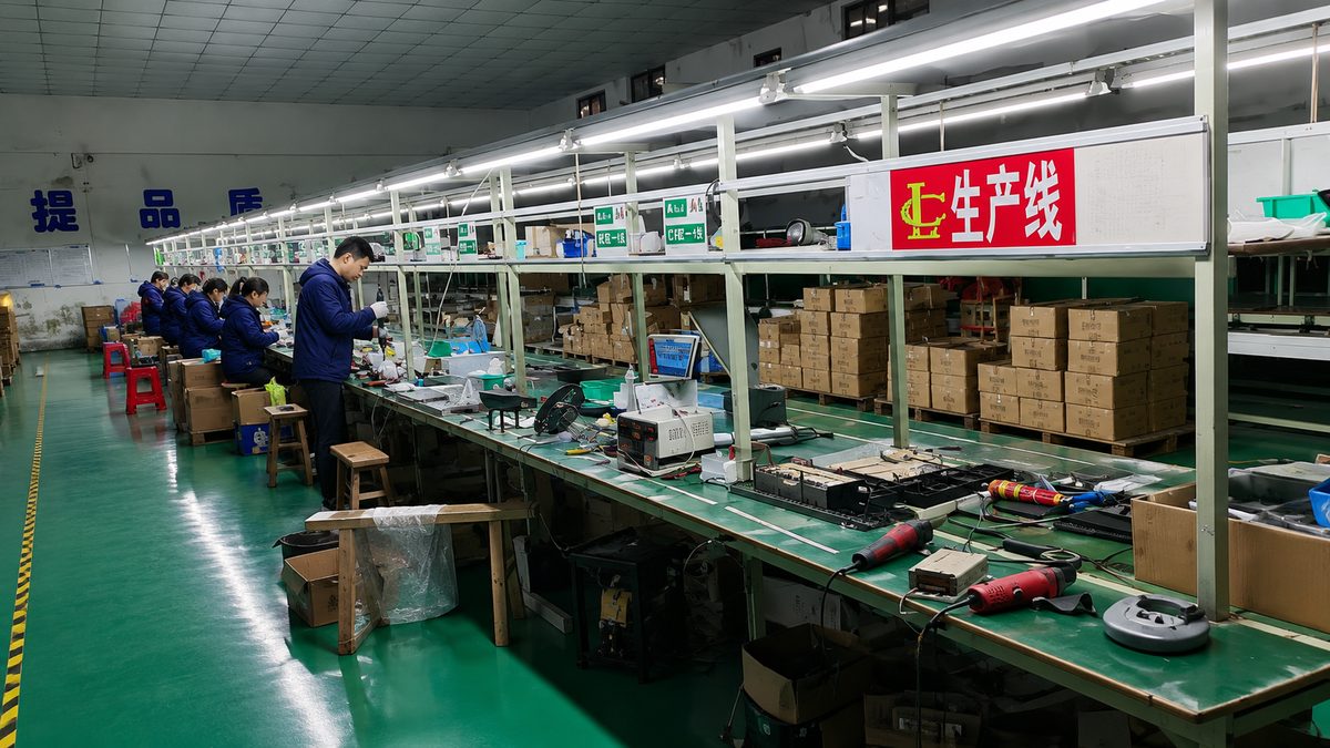 LongChi Smart workshop and assembly team
